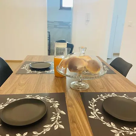 Artemide 15 New Near Mondello *